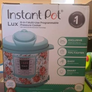 Pressure cooker  Pioneer woman by Instant Pot